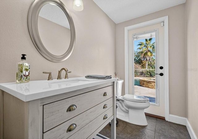 14 VILLAGE DRIVE, Ormond Beach, FL 32174