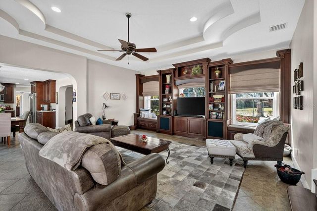 14 VILLAGE DRIVE, Ormond Beach, FL 32174