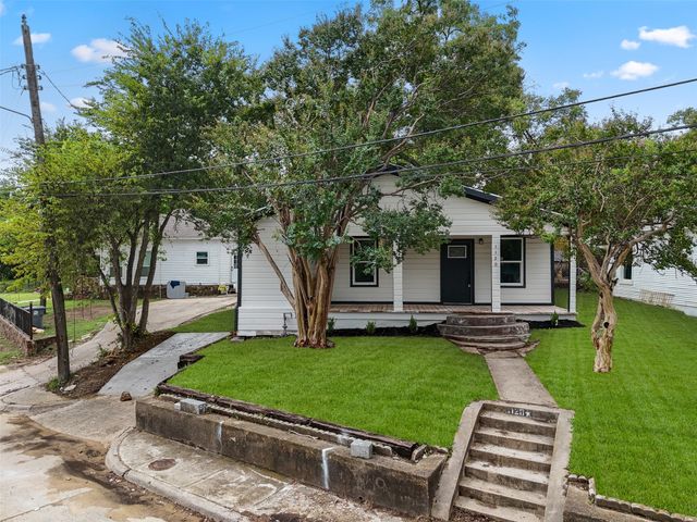 1120 Betterton Circle, Dallas, TX 75203