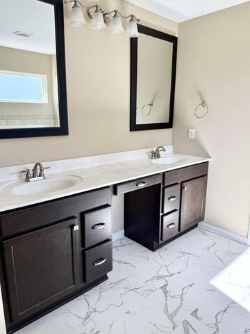 7170 Seymour Court, Canal Winchester, OH 43110