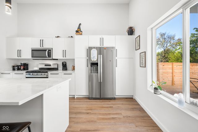 318 N Tacoma Avenue, Indianapolis, IN 46201