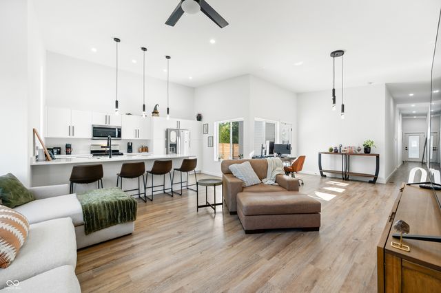 318 N Tacoma Avenue, Indianapolis, IN 46201