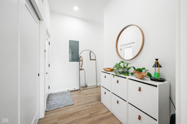 318 N Tacoma Avenue, Indianapolis, IN 46201