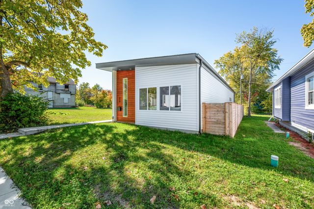 318 N Tacoma Avenue, Indianapolis, IN 46201