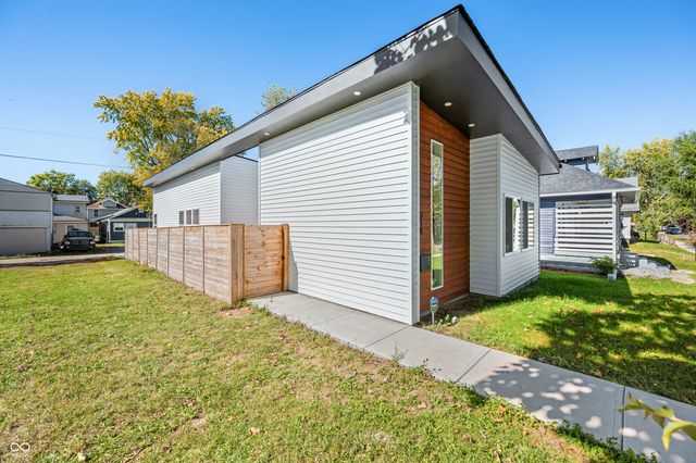 318 N Tacoma Avenue, Indianapolis, IN 46201