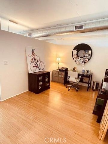 1111 S Grand 1015, Los Angeles, CA 90015