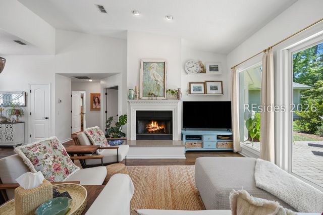 17 Pipers Pond Rd, Bluffton, SC 29910