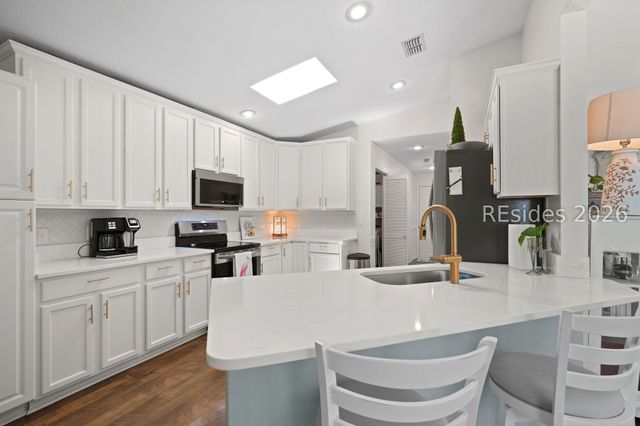 17 Pipers Pond Rd, Bluffton, SC 29910