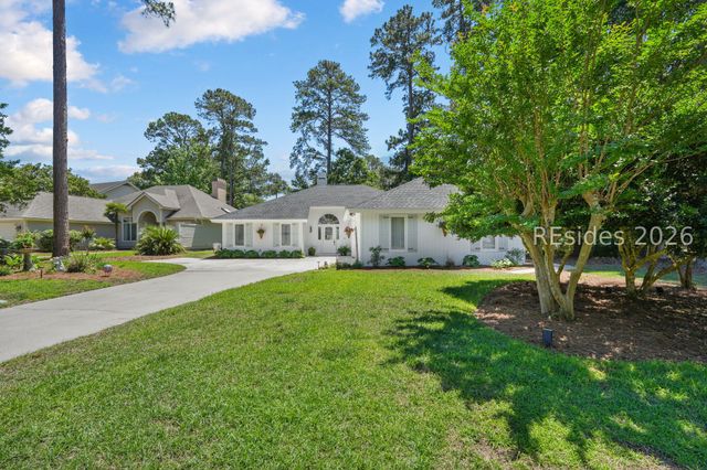 17 Pipers Pond Rd, Bluffton, SC 29910