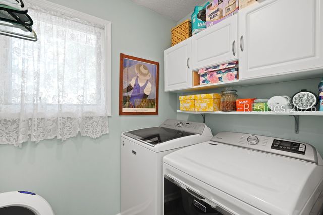 17 Pipers Pond Rd, Bluffton, SC 29910