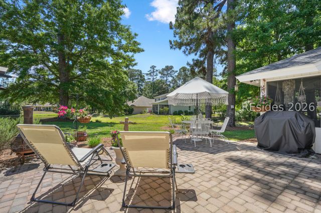 17 Pipers Pond Rd, Bluffton, SC 29910