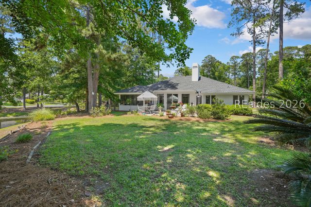 17 Pipers Pond Rd, Bluffton, SC 29910