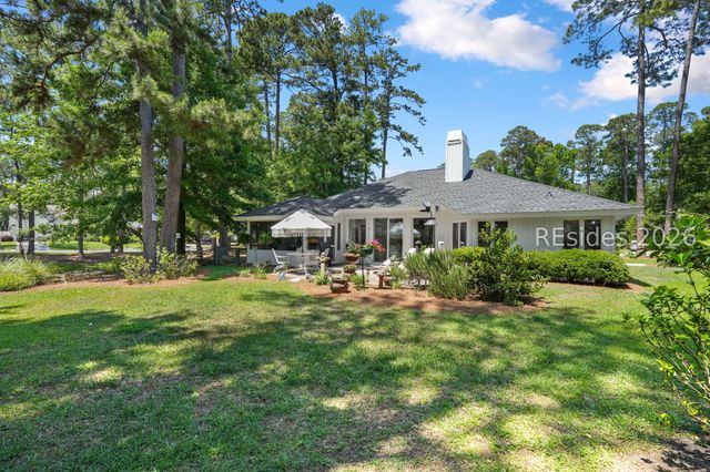 17 Pipers Pond Rd, Bluffton, SC 29910