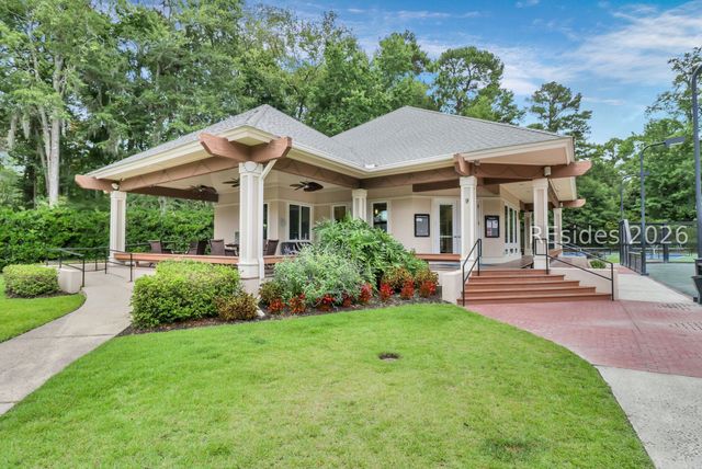 17 Pipers Pond Rd, Bluffton, SC 29910