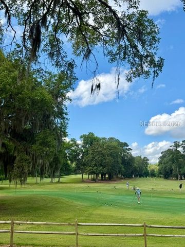 17 Pipers Pond Rd, Bluffton, SC 29910