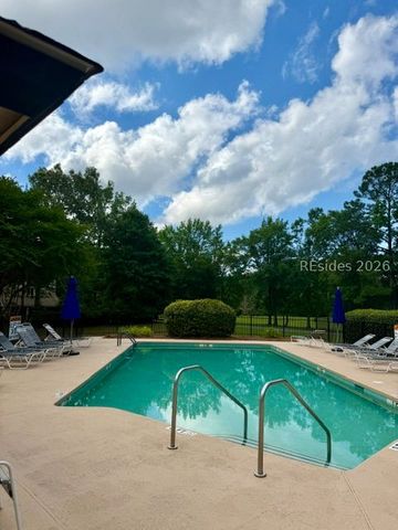 17 Pipers Pond Rd, Bluffton, SC 29910