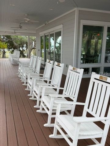 17 Pipers Pond Rd, Bluffton, SC 29910