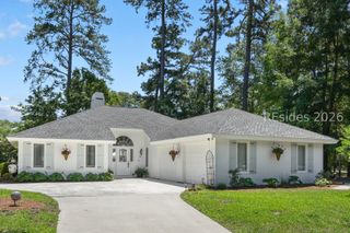 17 Pipers Pond Rd, Bluffton, SC 29910