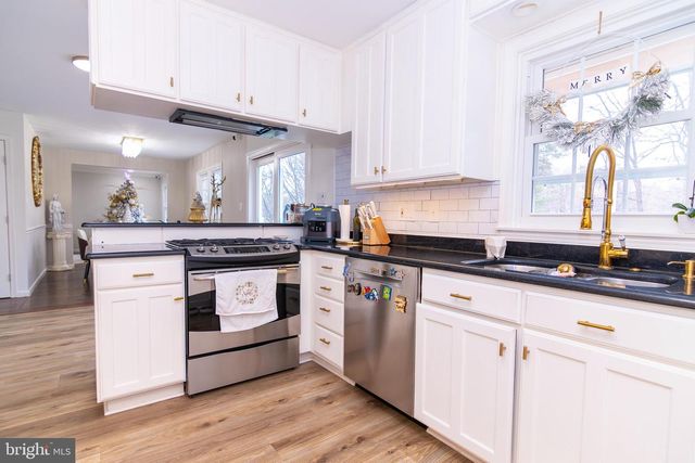 2323 ROSEDOWN DR, Reston, VA 20191