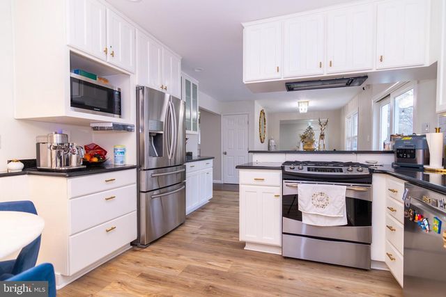 2323 ROSEDOWN DR, Reston, VA 20191