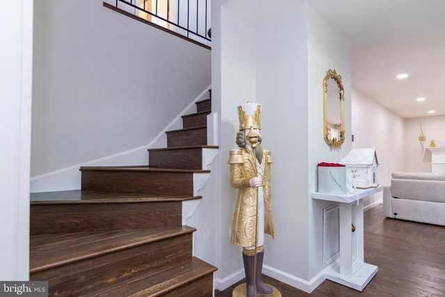 2323 ROSEDOWN DR, Reston, VA 20191