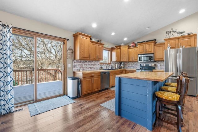 2412 4th Ave. SW, Minot, ND 58701