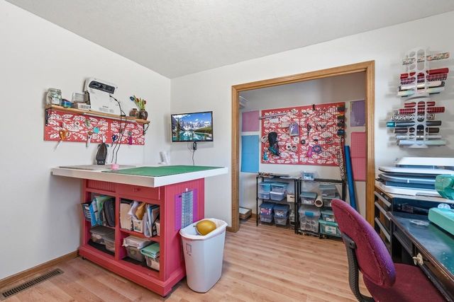 2412 4th Ave. SW, Minot, ND 58701