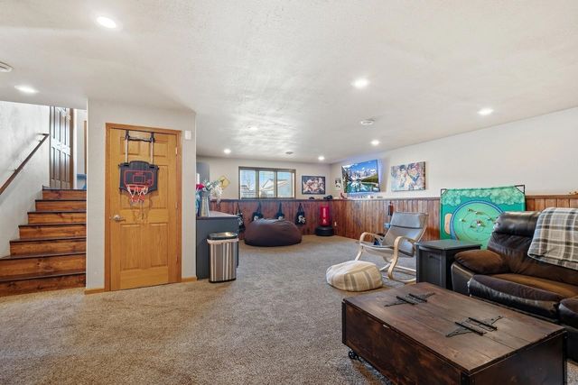 2412 4th Ave. SW, Minot, ND 58701