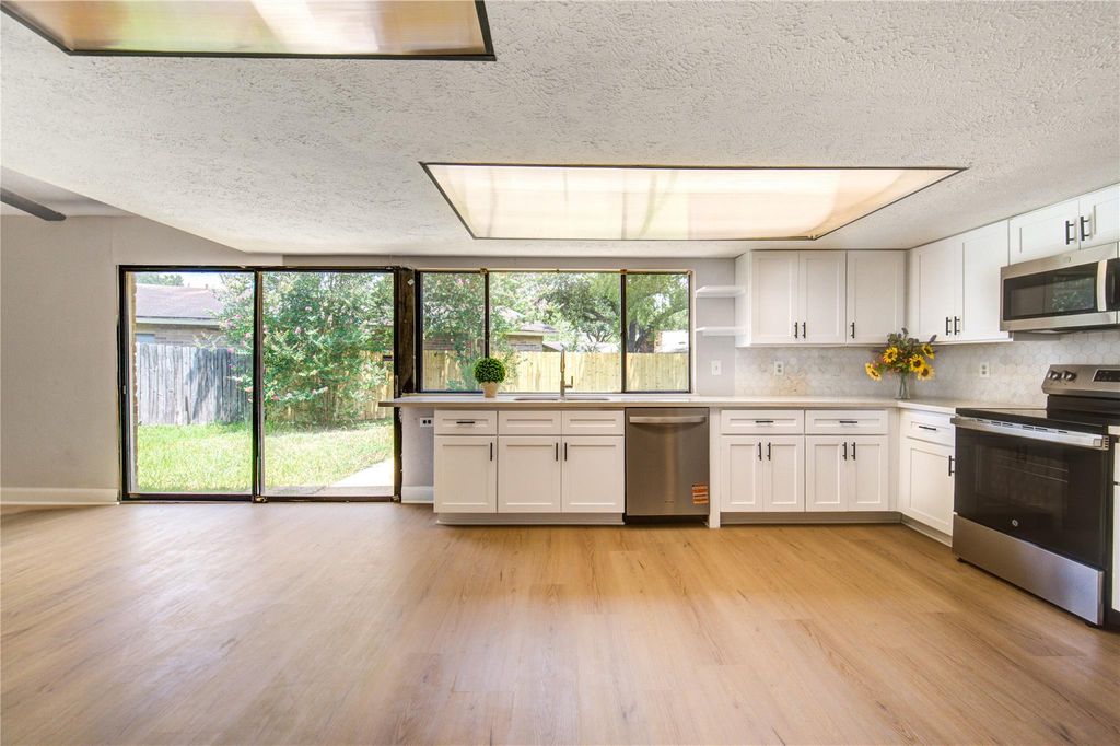 15515 Mira Monte Drive, Houston, TX 77083