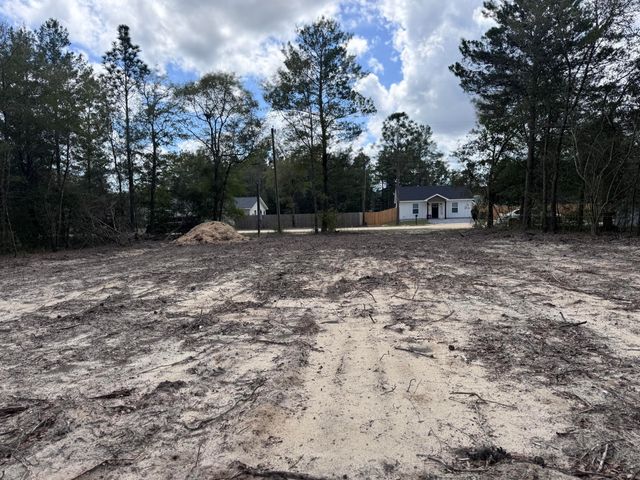 Lot 6 Country Boulevard, Defuniak Springs, FL 32433
