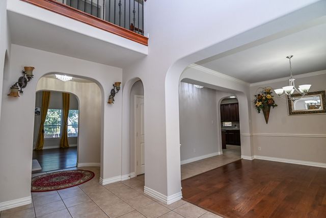 205 Edenderry Drive, Keller, TX 76248
