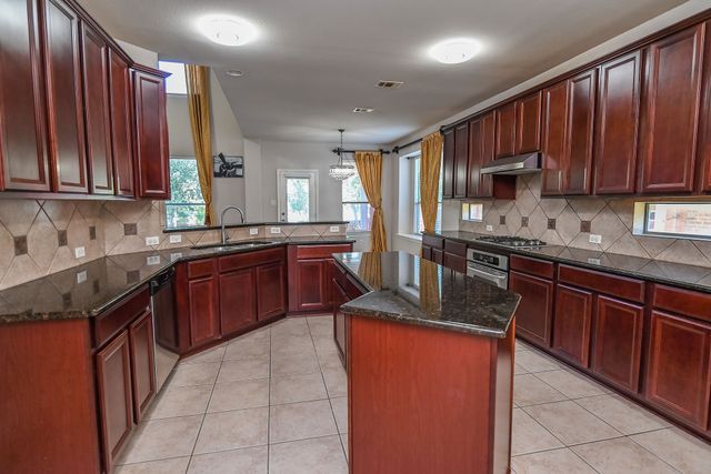 205 Edenderry Drive, Keller, TX 76248