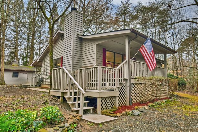 103 Pinecrest Drive, Ellijay, GA 30540