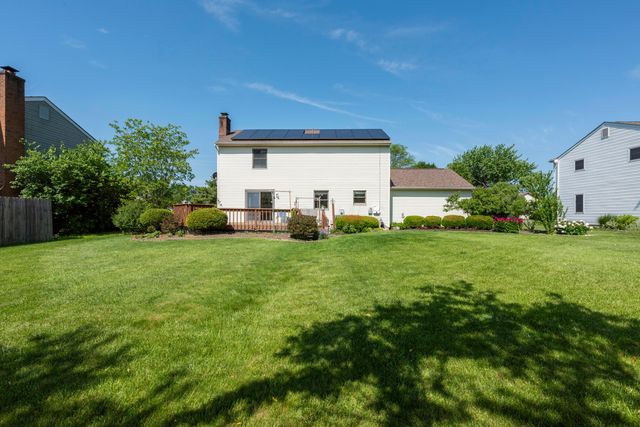 404 Knob Avenue, Reynoldsburg, OH 43068