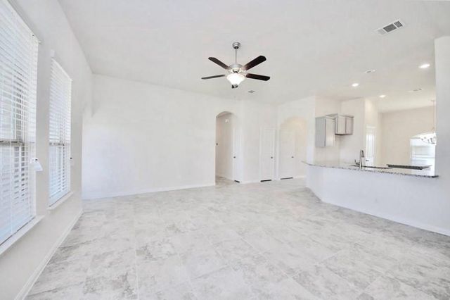 1225 Homer LN, Round Rock, TX 78665