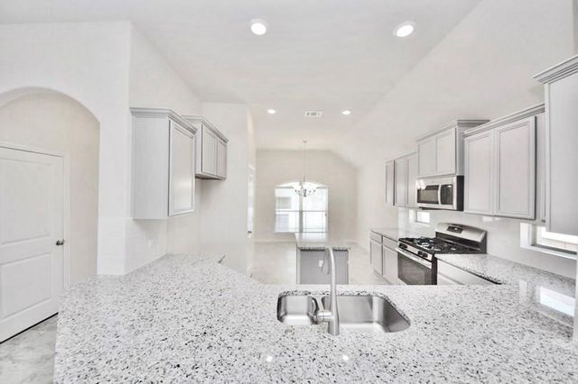 1225 Homer LN, Round Rock, TX 78665