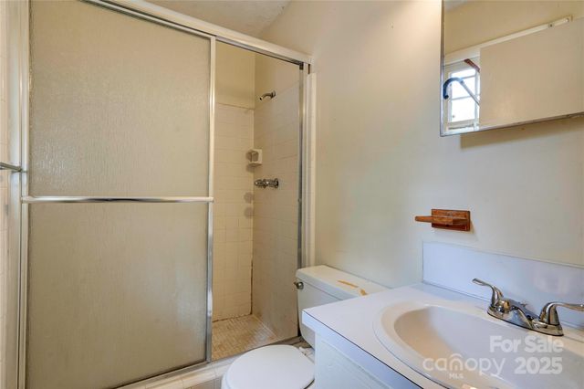 105 Hopewell Church Road, Shelby, NC 28150