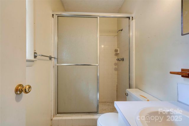 105 Hopewell Church Road, Shelby, NC 28150