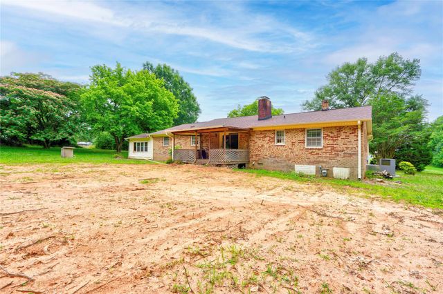 105 Hopewell Church Road, Shelby, NC 28150