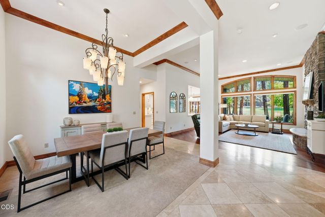 2721 NW Champion Circle, Bend, OR 97703