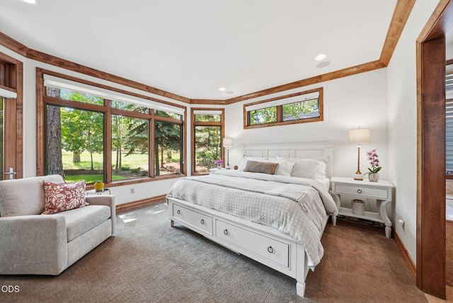 2721 NW Champion Circle, Bend, OR 97703