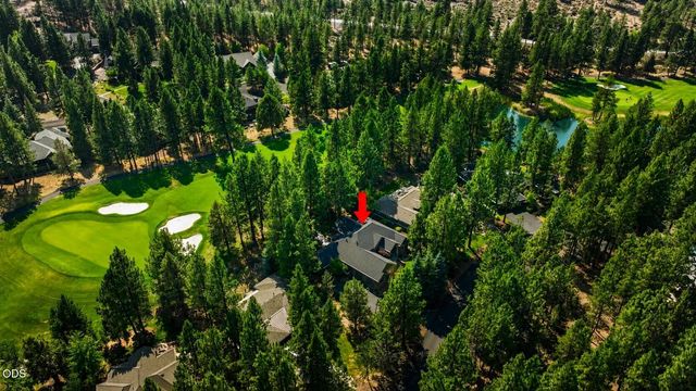 2721 NW Champion Circle, Bend, OR 97703