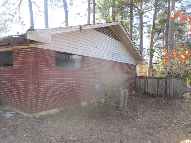 1110 Hickory Street, Crossett, AR 71635