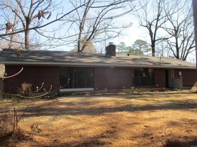 1110 Hickory Street, Crossett, AR 71635
