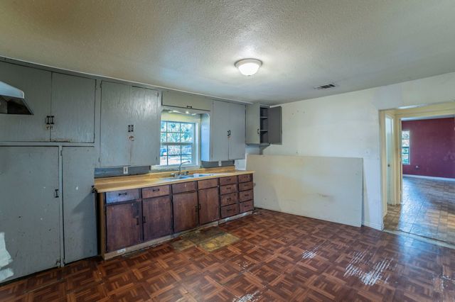 3110 Canada Drive, Dallas, TX 75212