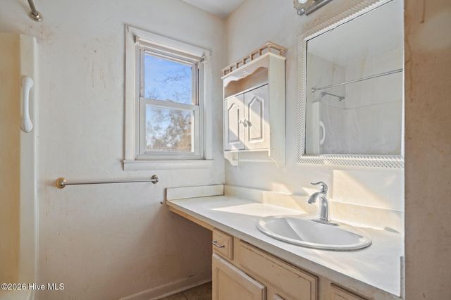 3607 Mandy Lane, Morehead City, NC 28557