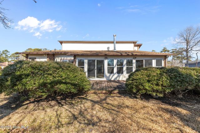 3607 Mandy Lane, Morehead City, NC 28557