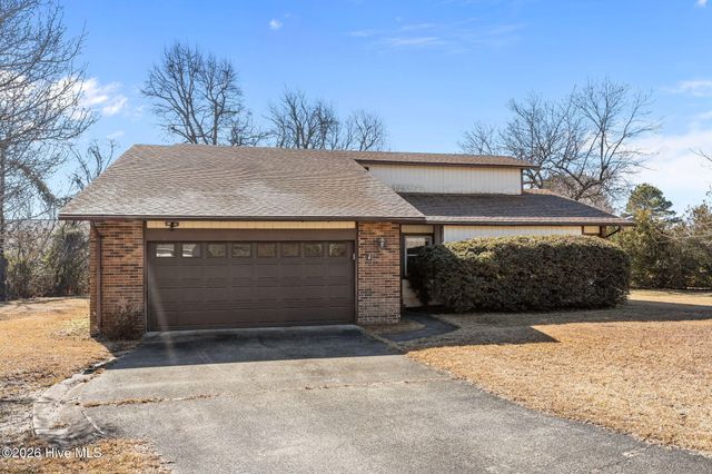 3607 Mandy Lane, Morehead City, NC 28557