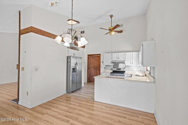 3607 Mandy Lane, Morehead City, NC 28557