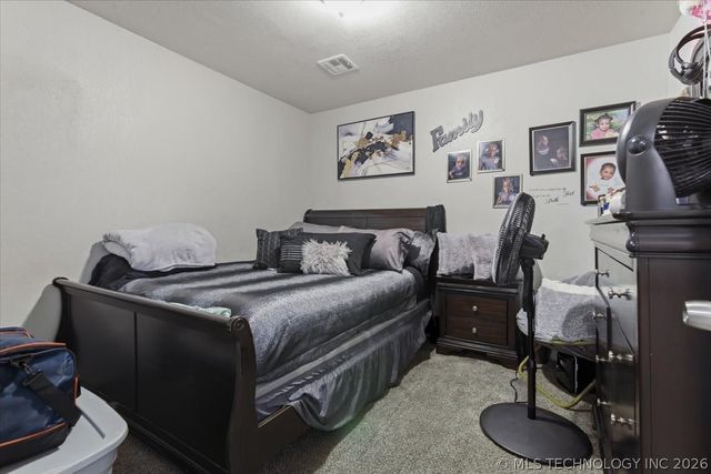 7360 E Newton Street, Tulsa, OK 74115
